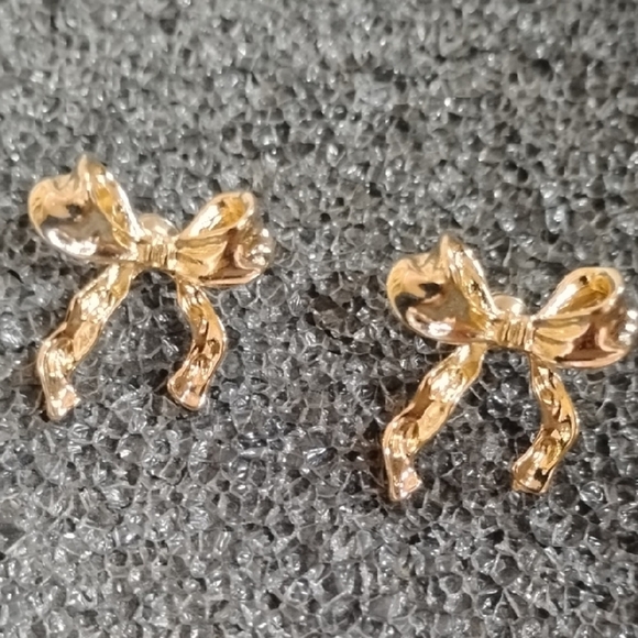 Jewelry - Bow Earrings